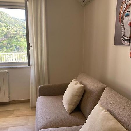 Casa Di Lucia Apartment Forza d'Agro Bagian luar foto